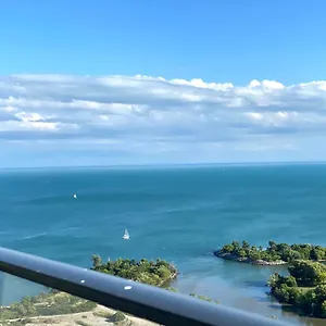  Apartment 1 Bedroom Waterfront Canada