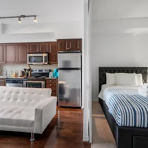  Apartment Downtown 1 Bdrm With Parking And Views Canada