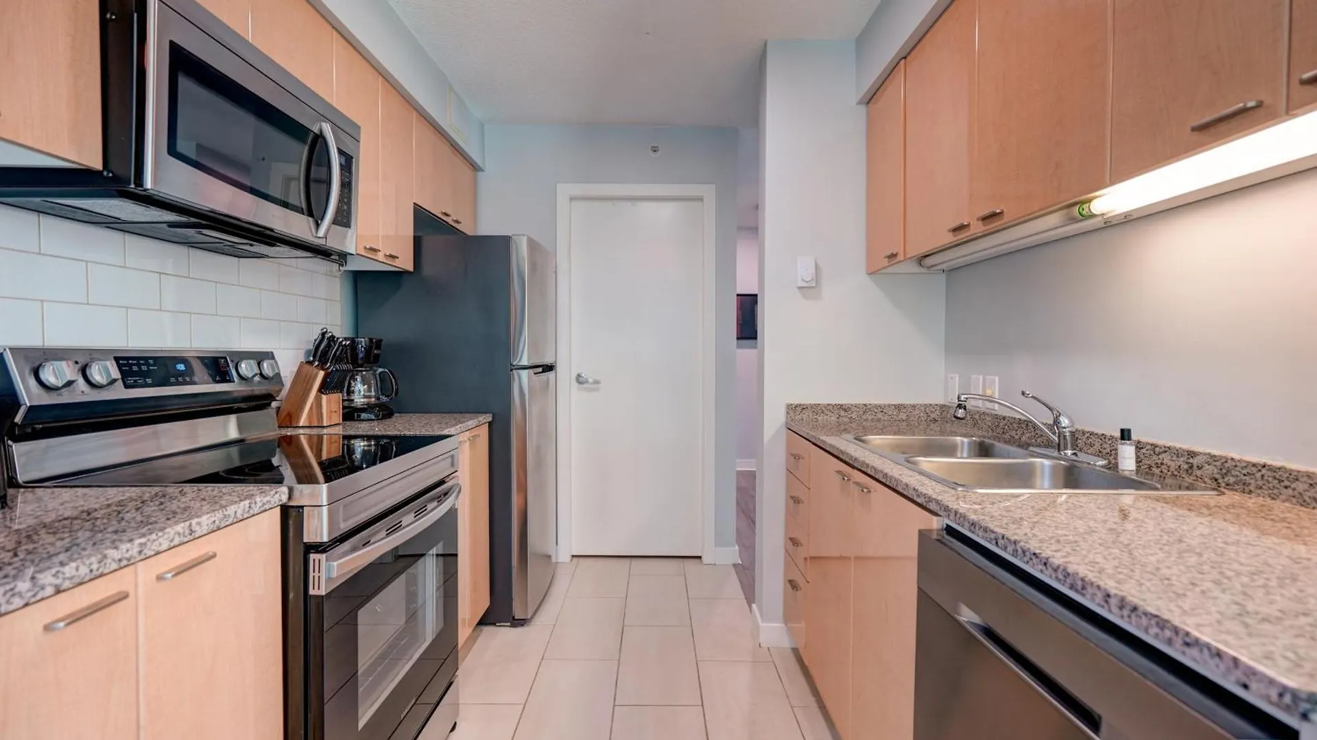 Dunowen Properties Vancouver Lejlighed